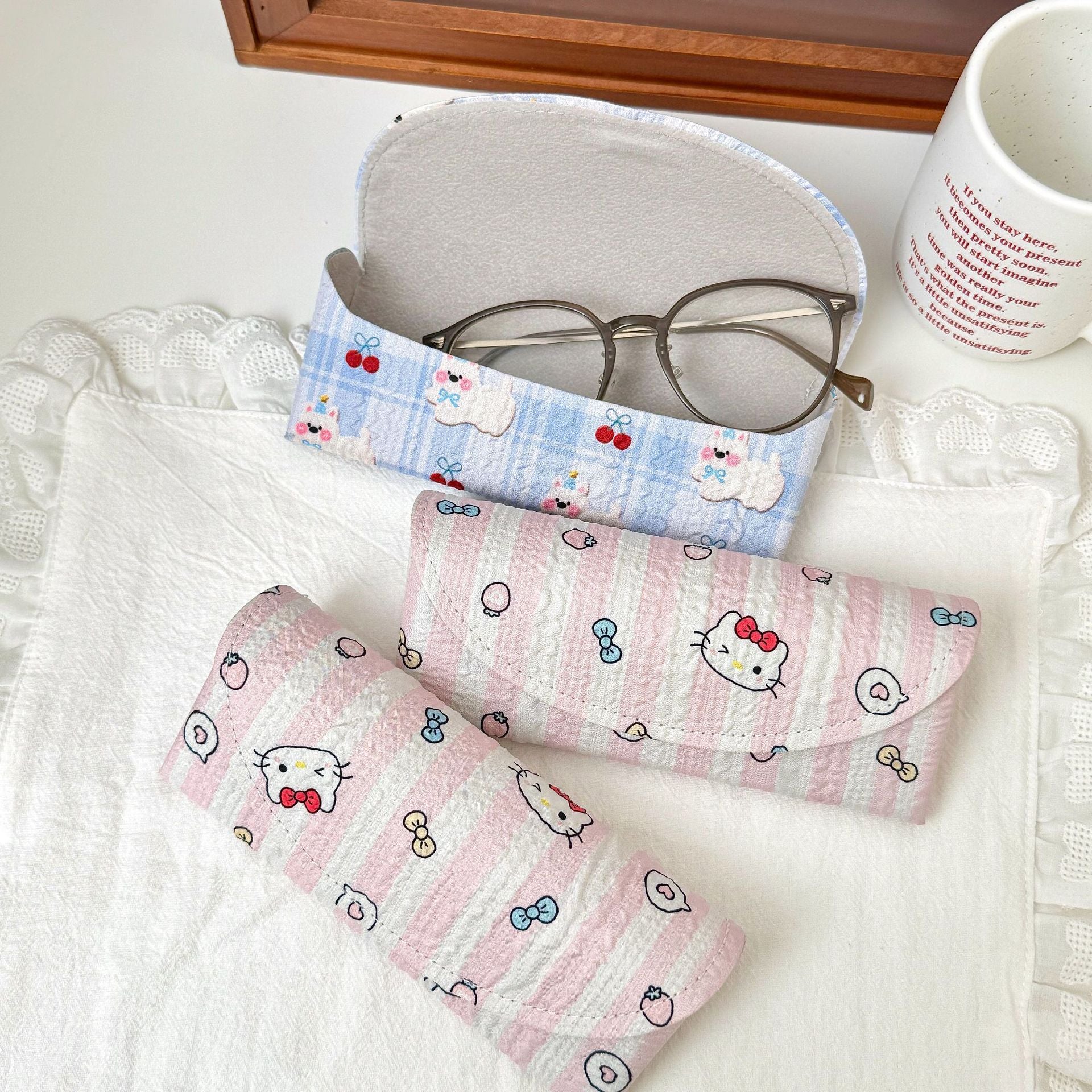 Bubble Kt Puppy Glasses Case - Winter Limited Edition Hot Model